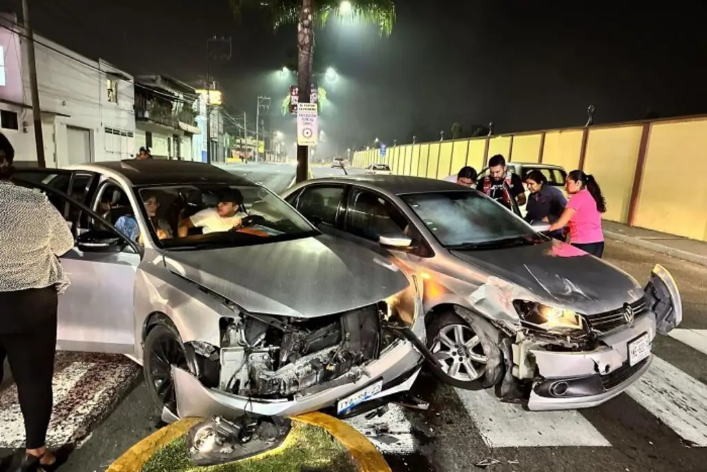 Imagen Dos lesionados deja accidente en Avenida Cri Cri de Orizaba