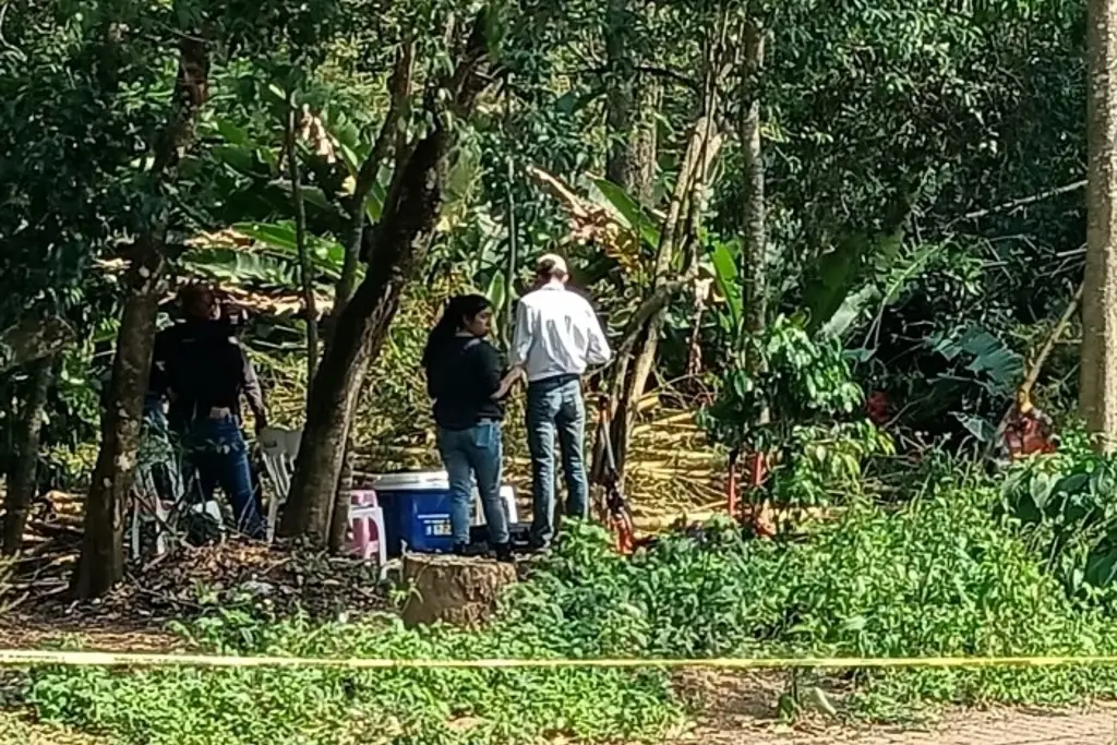 Imagen Buscan restos humanos en el parque El Huarache en Ánimas