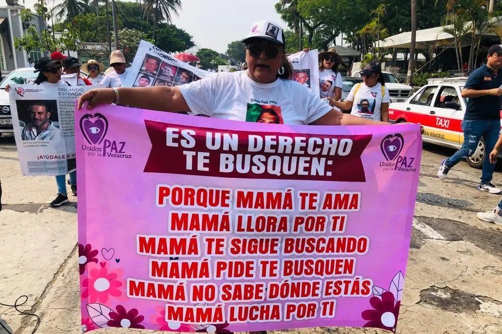 Imagen Nada que celebrar: madres marchan por sus hijos desaparecidos en Veracruz 