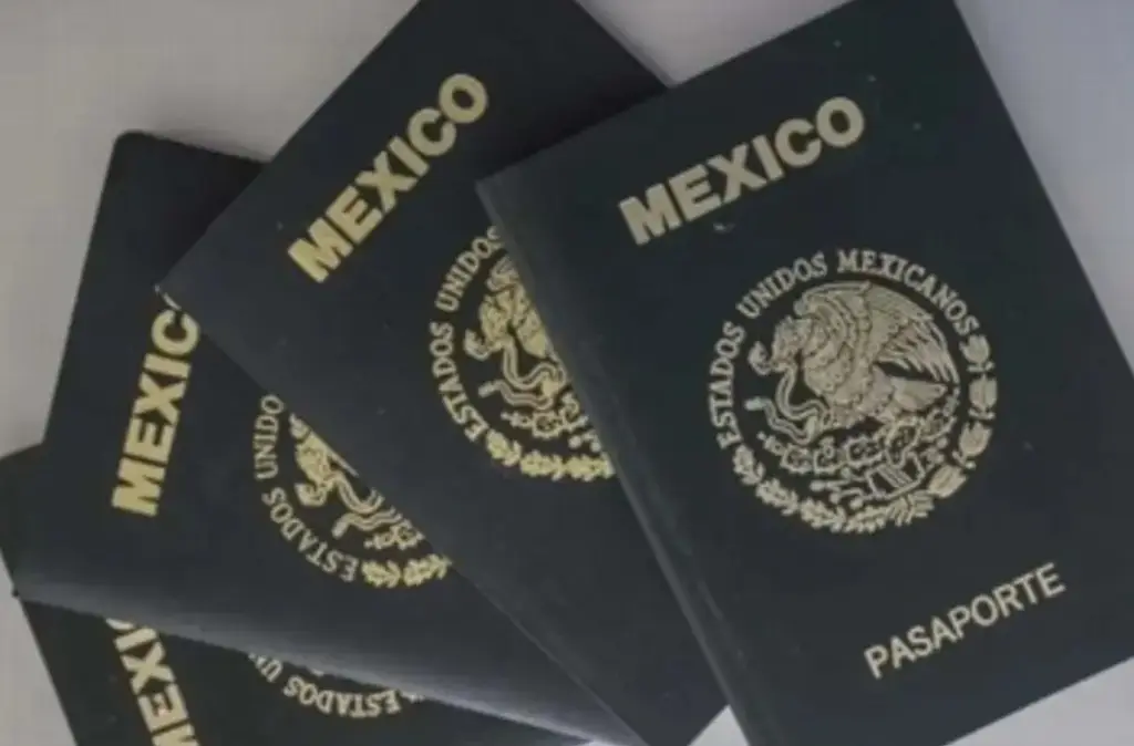 Imagen México emite primer pasaporte a persona con género no binario
