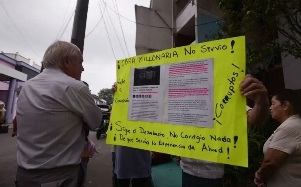 Vecinos Amenazan Con Bloquear Calles Por Falta De Agua En Colonia De Xalapa Xeu Noticias Veracruz 7620