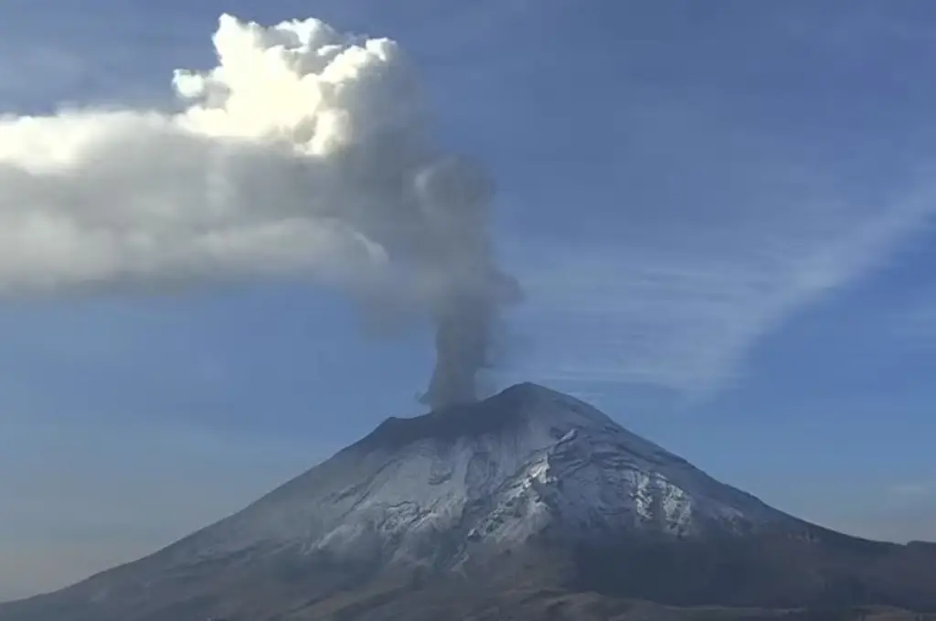 Imagen Así puedes ver la actividad del volcán Popocatépetl en vivo (+Video)