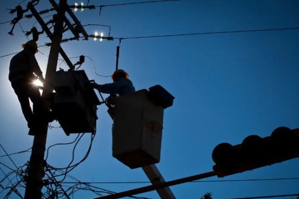 Imagen Por mantenimientos, continúan los cortes de luz en la ciudad de Veracruz este jueves 
