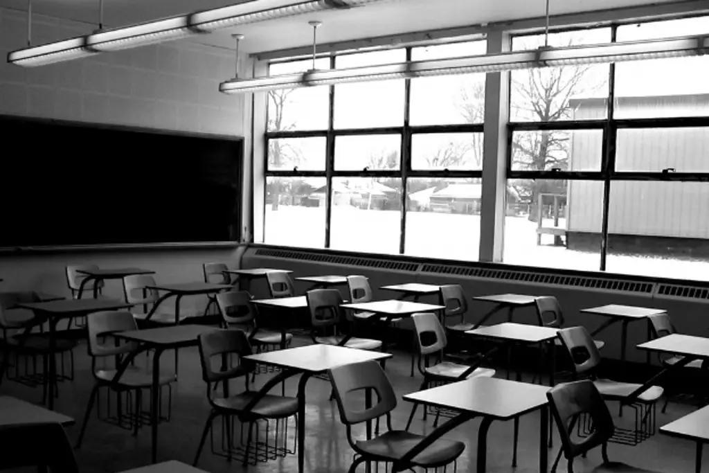 Imagen Acusan falta de varios maestros en escuela primaria de Veracruz
