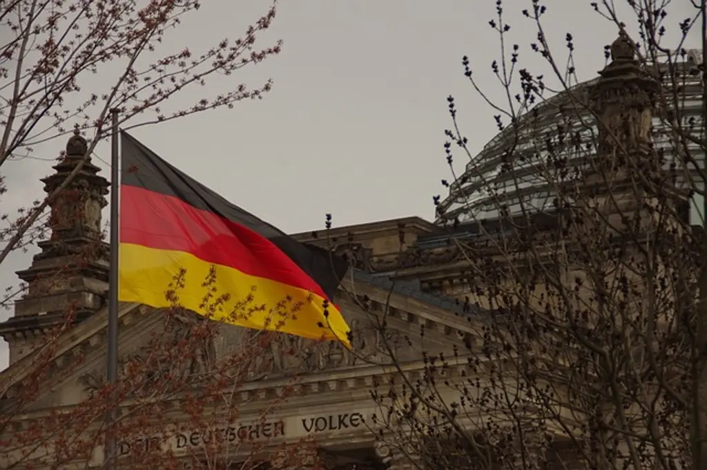 Imagen Buscan mexicanos para trabajar en Alemania; no es necesario hablar alemán