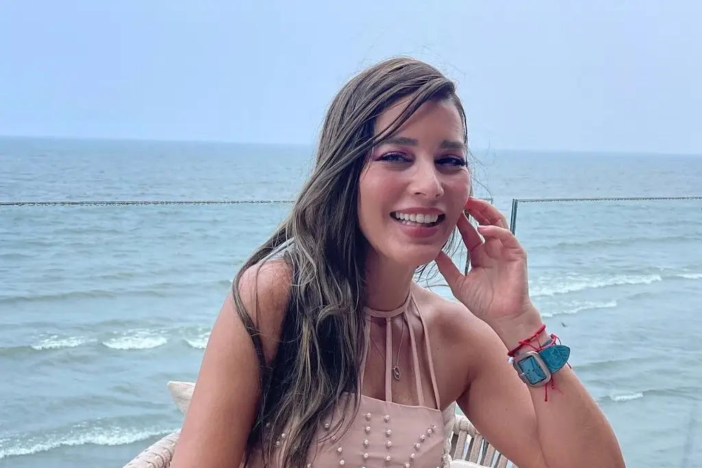 Imagen La actriz Adriana Fonseca disfruta de la gastronomía y playas de Veracruz 