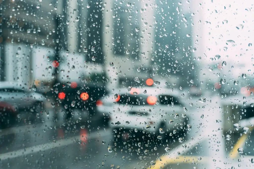 Imagen Emiten Aviso Especial para tomar precaución por lluvias fuertes e intensas 