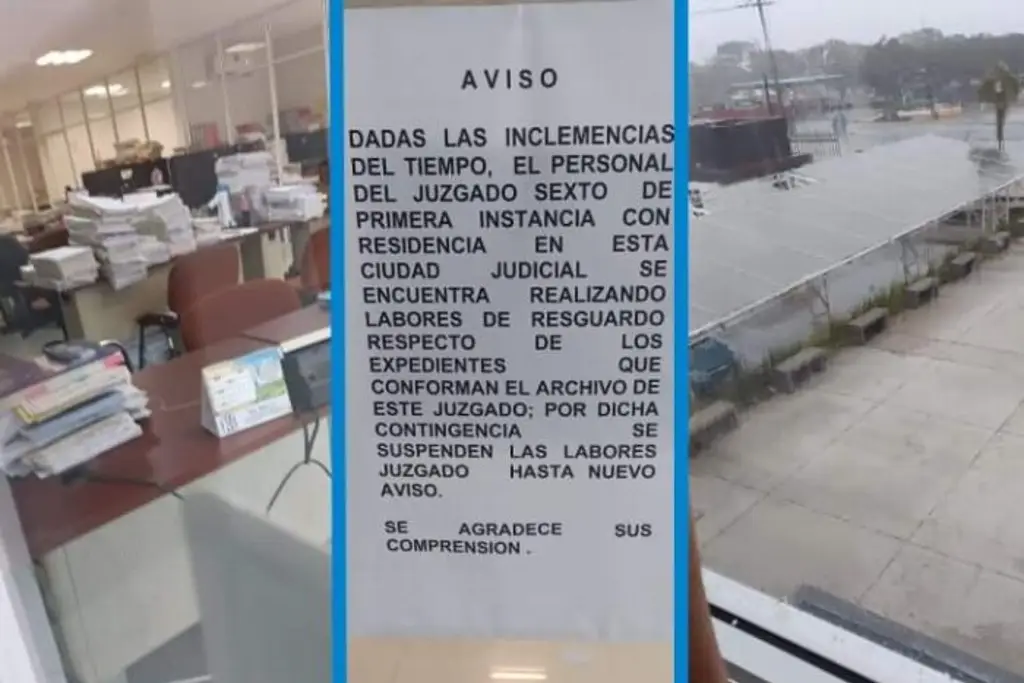 Imagen Lluvias provocan afectaciones en juzgado de la Ciudad Judicial de Cardel