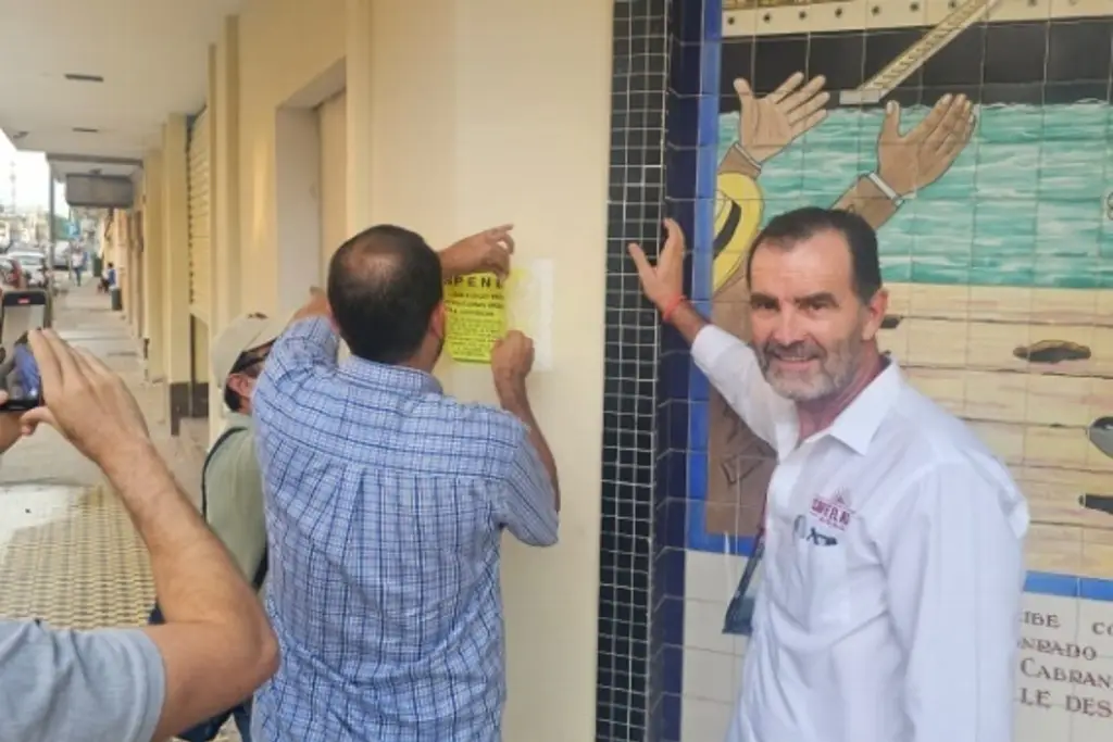 Imagen INAH quita sellos a cafetería clausurada en centro de Veracruz 