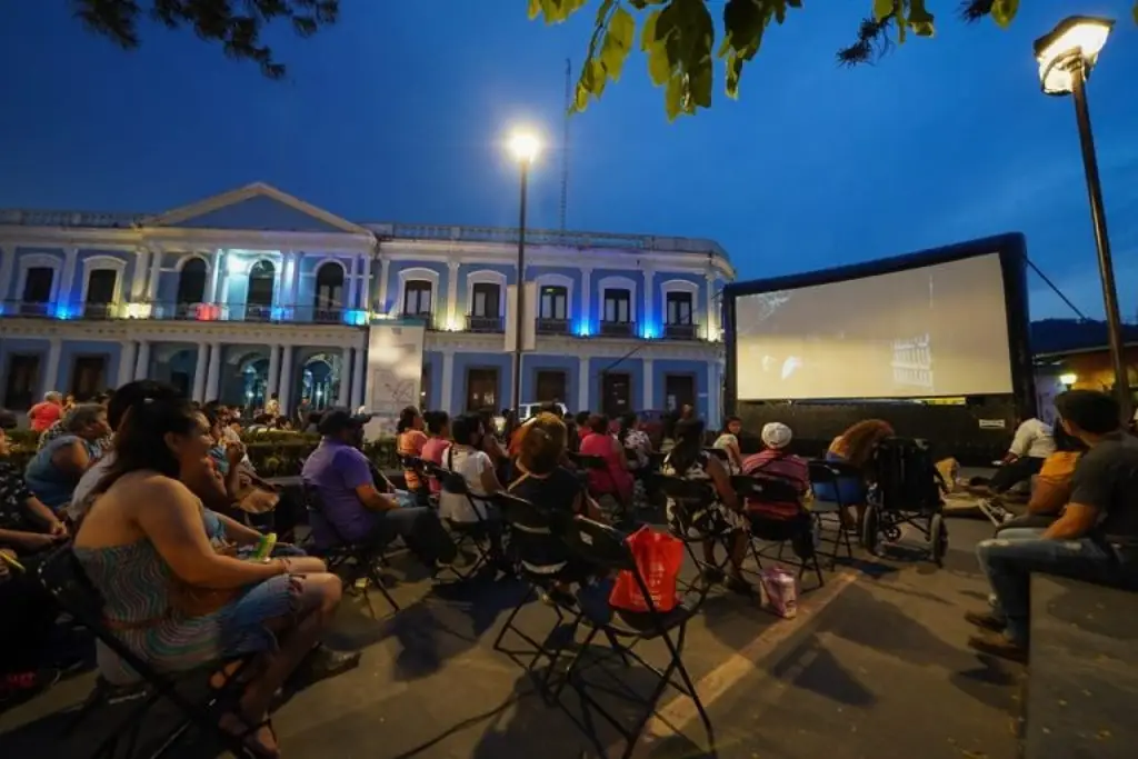 Imagen Presentan IMCINE e IVEC el taller “Caminos Comunitarios en el Cine”