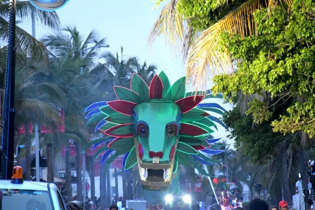 Imagen Invitan a compartir fotografías antiguas del Carnaval de Veracruz