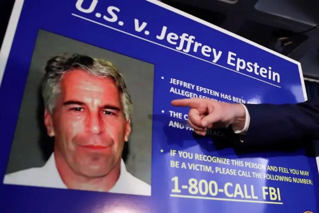 Imagen Revelan negligencias que permitieron suicidio del magnate Jeffrey Epstein en celda