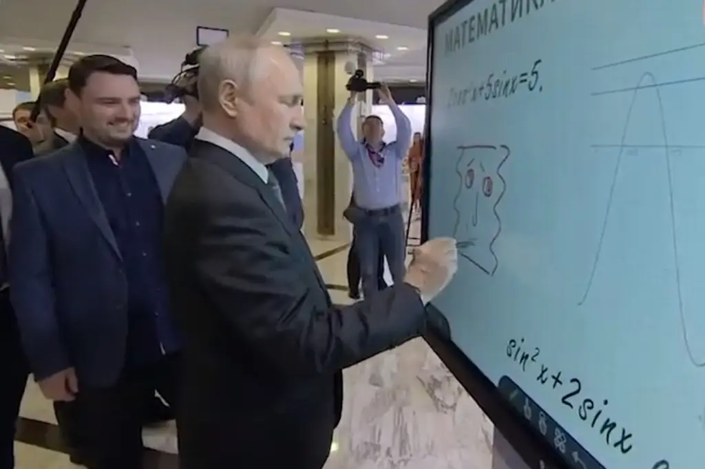 Imagen Putin dibuja extraña caricatura de cara sonriente y se vuelve viral (+Video)