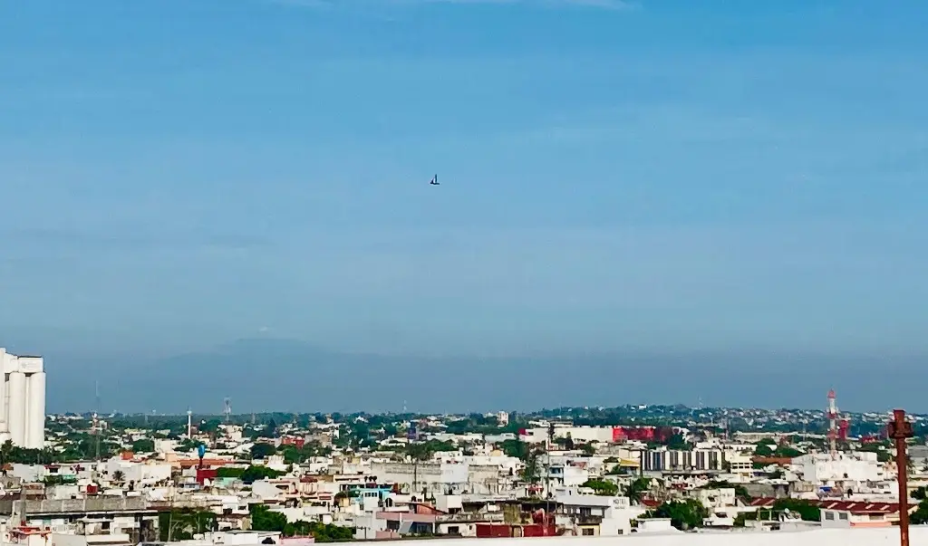 Imagen El Pico de Orizaba se ve desde Veracruz