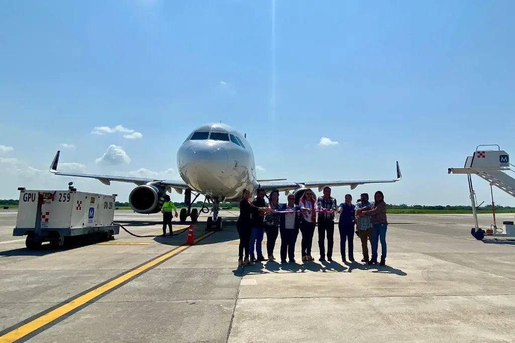 Imagen Inauguran nueva ruta de vuelo en el aeropuerto de Veracruz