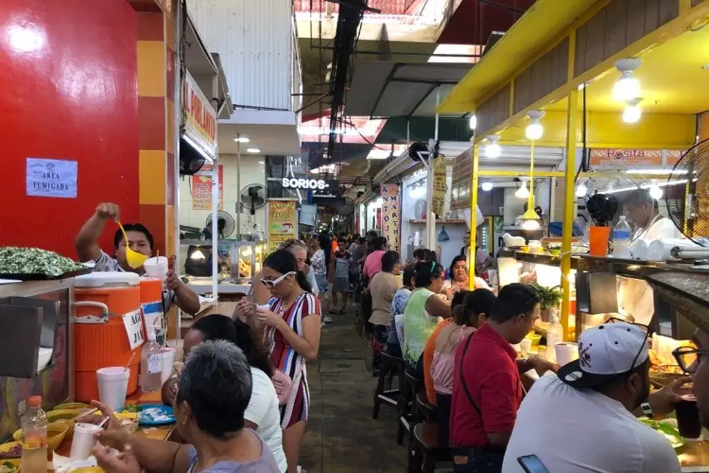 Imagen Turistas del Estado de México y de Puebla ya visitan el Mercado Hidalgo en estas vacaciones