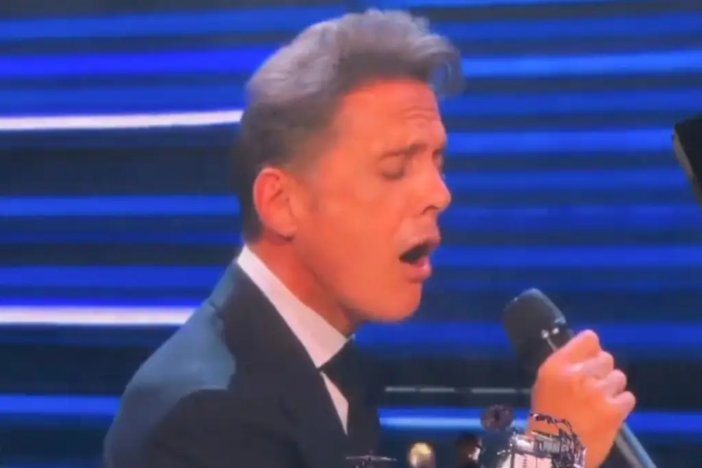 Imagen Sorprende Luis Miguel en su primer show al gritar “Paloma” (+Video)