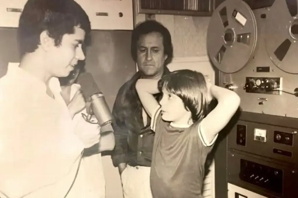 Imagen Así fue cuando Luis Miguel visitó estudios de XEU hace más de 40 años