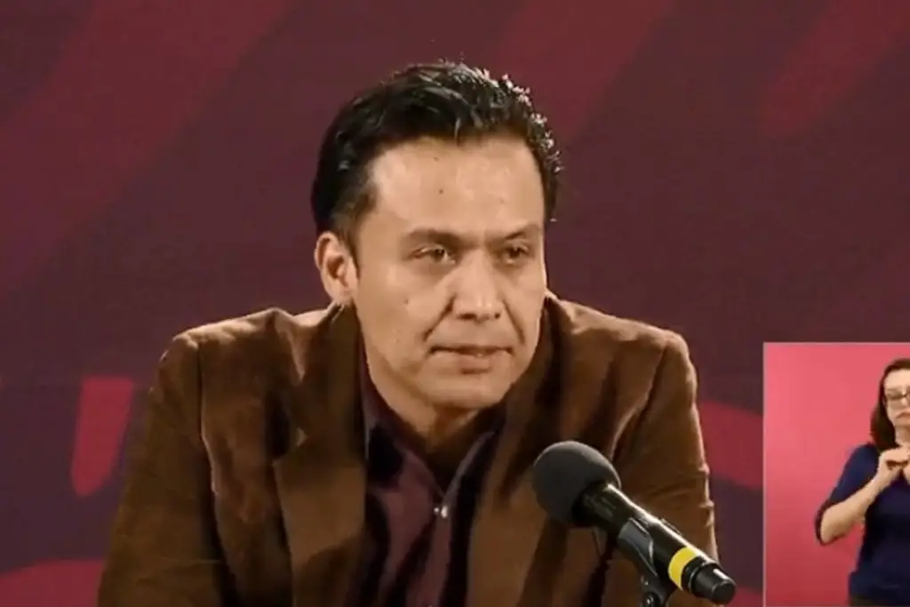 Imagen Marx Arriaga acepta 20 errores en libros de texto; recuerda que con Peña Nieto hubo más de 100