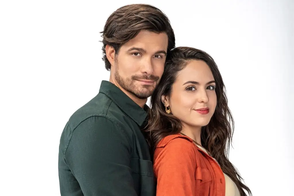 Imagen Karla Esquivel y Brandon Peniche protagonizan 'Nadie como Tú' (+fotos) 