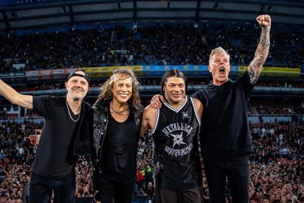 Imagen Vocalista de Metallica da positivo a COVID-19; posponen concierto