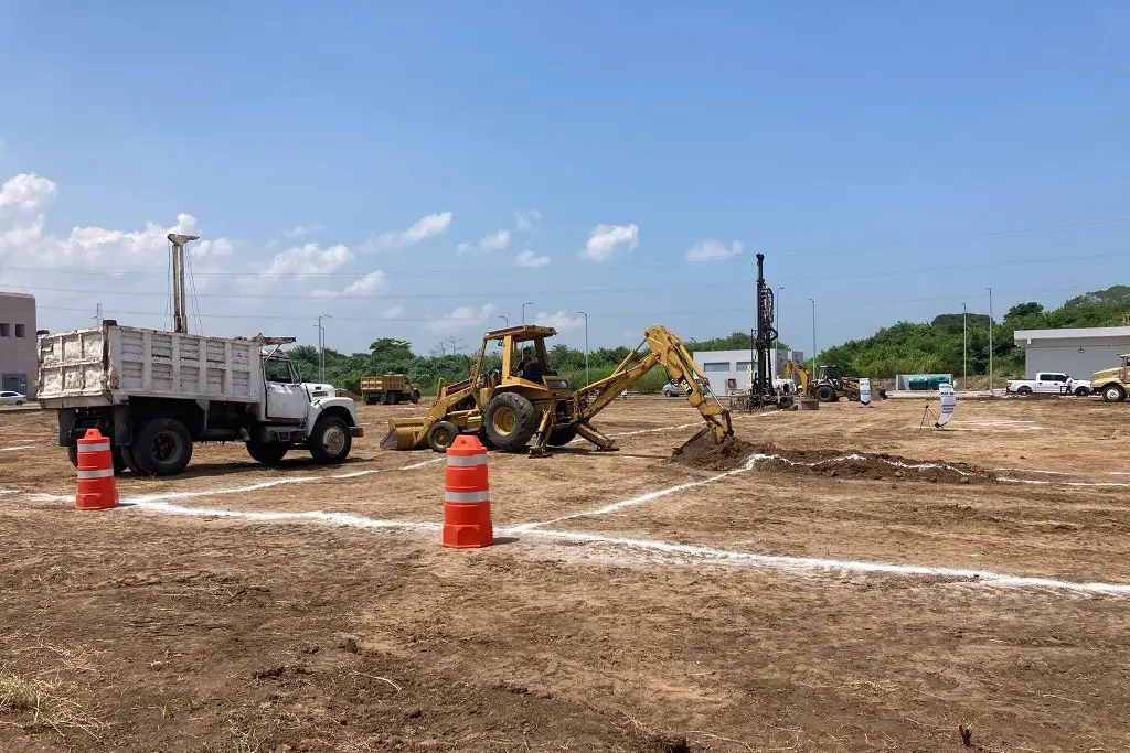 Imagen Construirán planta de catalizadores en Boca del Río; se crearán mil empleos