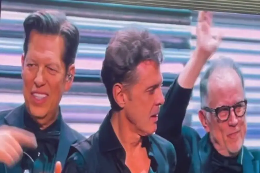 Imagen Luis Miguel rompe en llanto durante concierto en Chile; este fue el motivo (+Video)