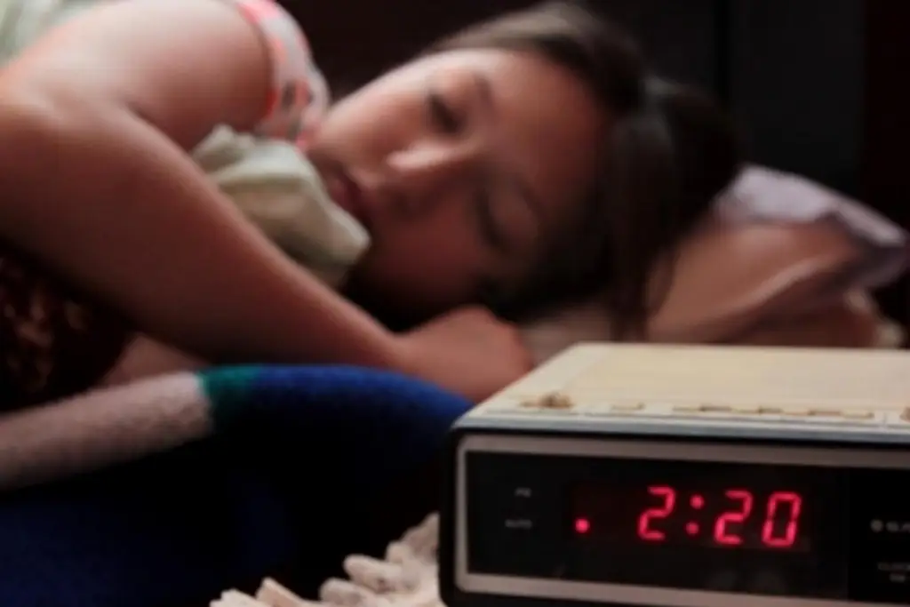 Imagen Llevar una vida saludable, lo que incluye dormir 8 horas, previene la depresión: Estudio 