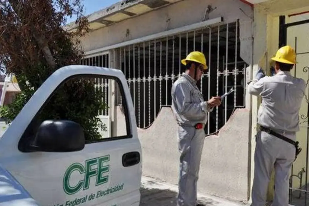 Imagen Alertan de sujetos desconocidos que usan uniforme de CFE para robar viviendas