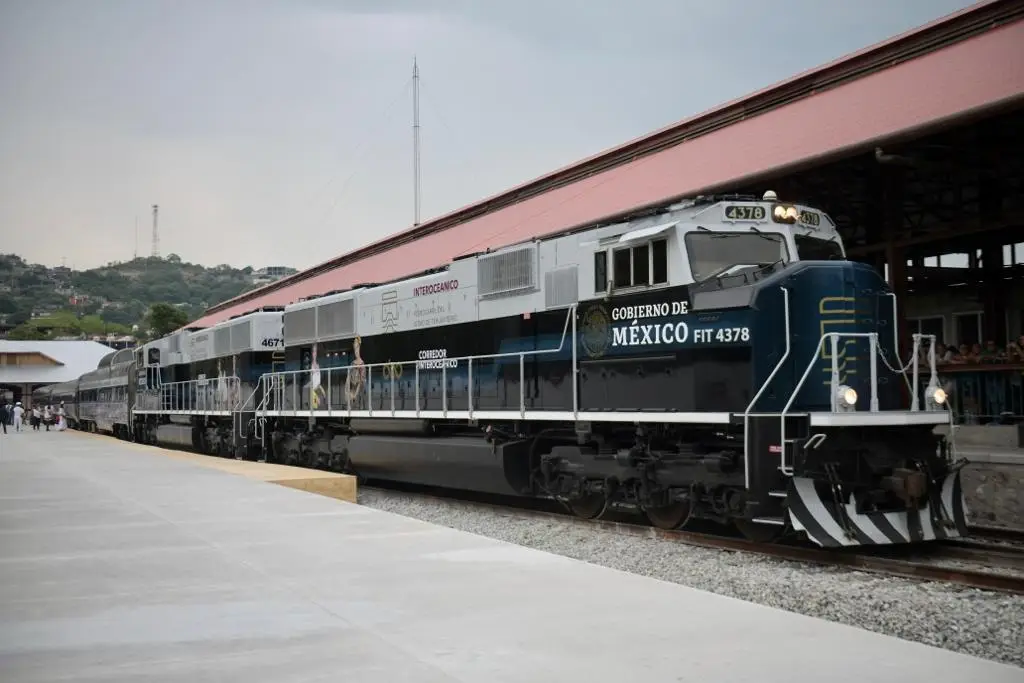Imagen Realiza recorrido de prueba Tren de Pasajeros del Corredor Interoceánico del Istmo de Tehuantepec