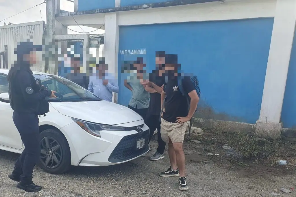 Imagen Resguardan a cinco iraquíes en operativo en Veracruz
