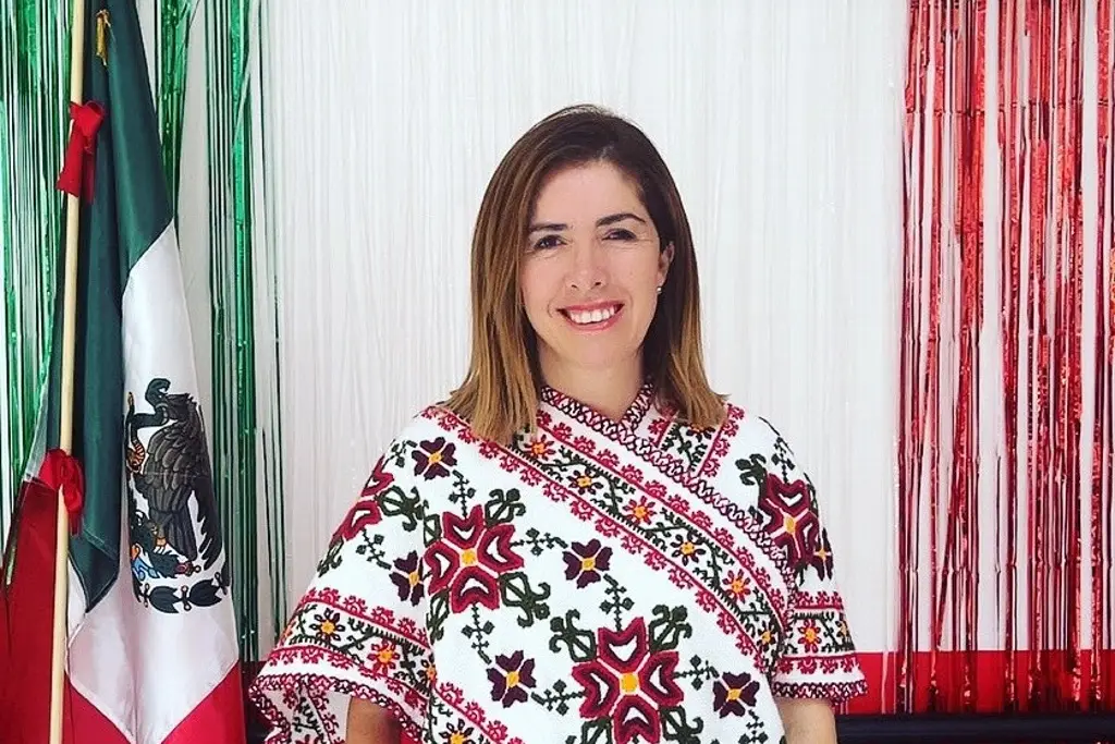 Imagen Hay diferencia entre declararse la perra del presidente a luchar como perra por México: Melissa Vargas a María Clemente