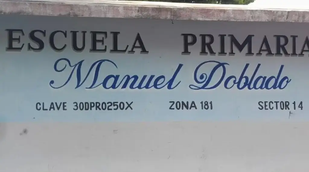 Imagen Otra vez sin luz en la escuela Manuel Doblado de Veracruz