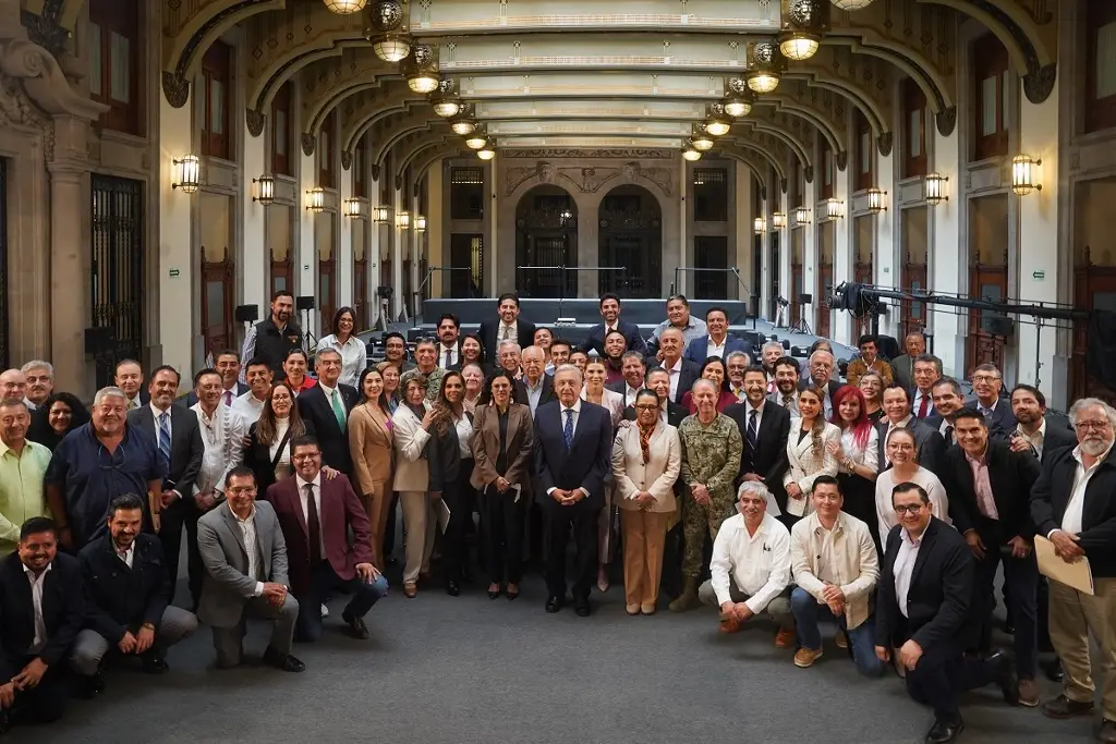 Imagen AMLO se reúne con gobernadores; abordan migración y desapariciones en México