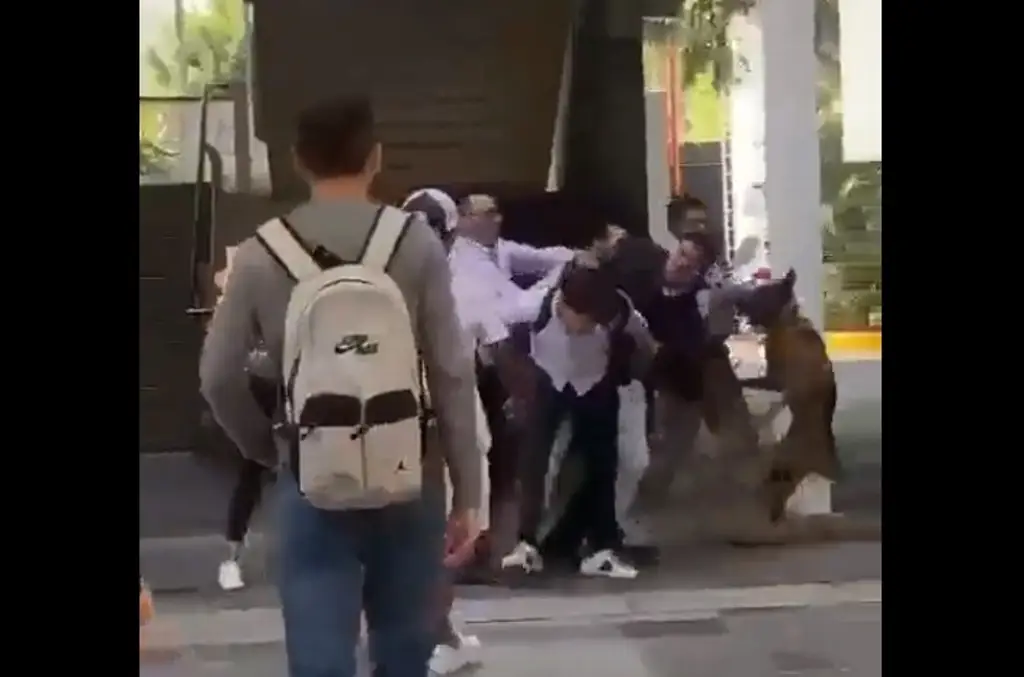 Imagen Desalojan universidad privada tras riña entre estudiantes (+Video)