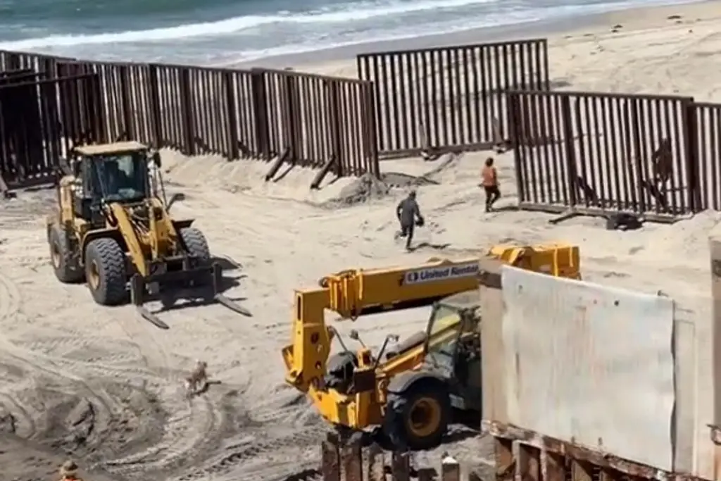 Imagen Perrito aprovecha descuido y cruza a EU junto con migrantes (+Video)