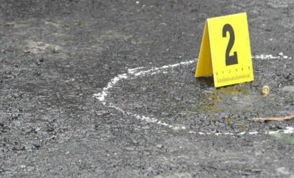Imagen Asesinan a 2 hombres al interior de un taller mecánico