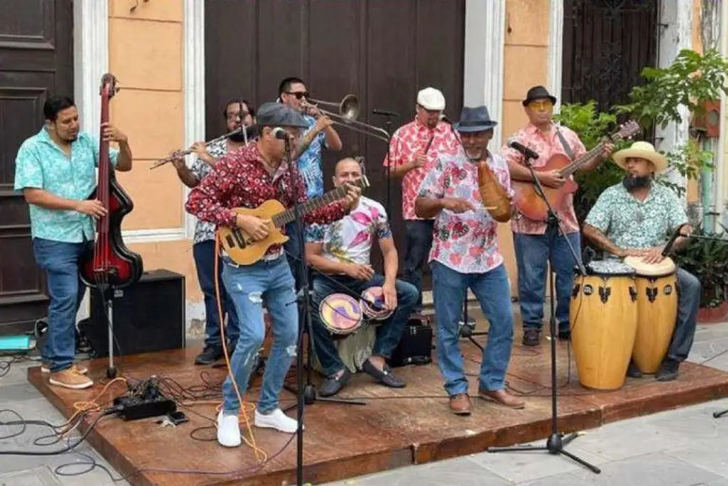 Imagen Invitan a disfrutar de la música afrodescendiente en el Zócalo del puerto de Veracruz