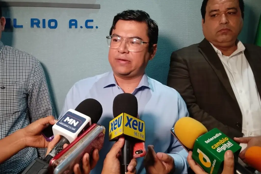 Imagen Acusan que dinero de Sembrando Vida lo usan para 'comprar caguamas'