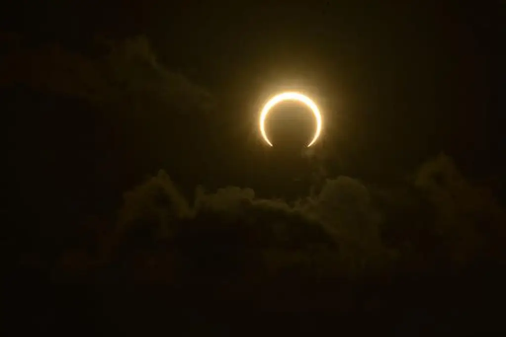 Imagen Así fue el recorrido del eclipse solar por el norte del continente americano