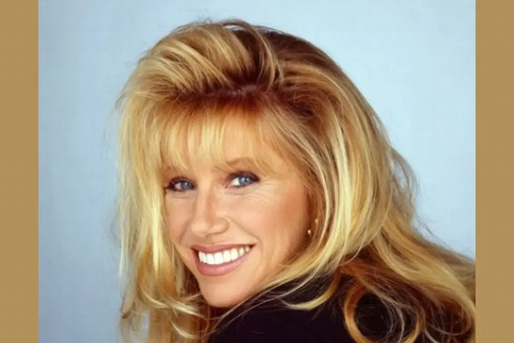 Imagen Fallece Suzanne Somers, actriz de las series 'Tres son multitud' y 'Paso a Paso'