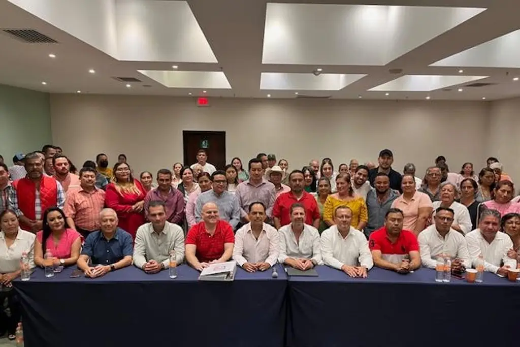 Imagen Nuevo grupo del PRI, señala que Alito Moreno pone en riesgo alianza en Veracruz