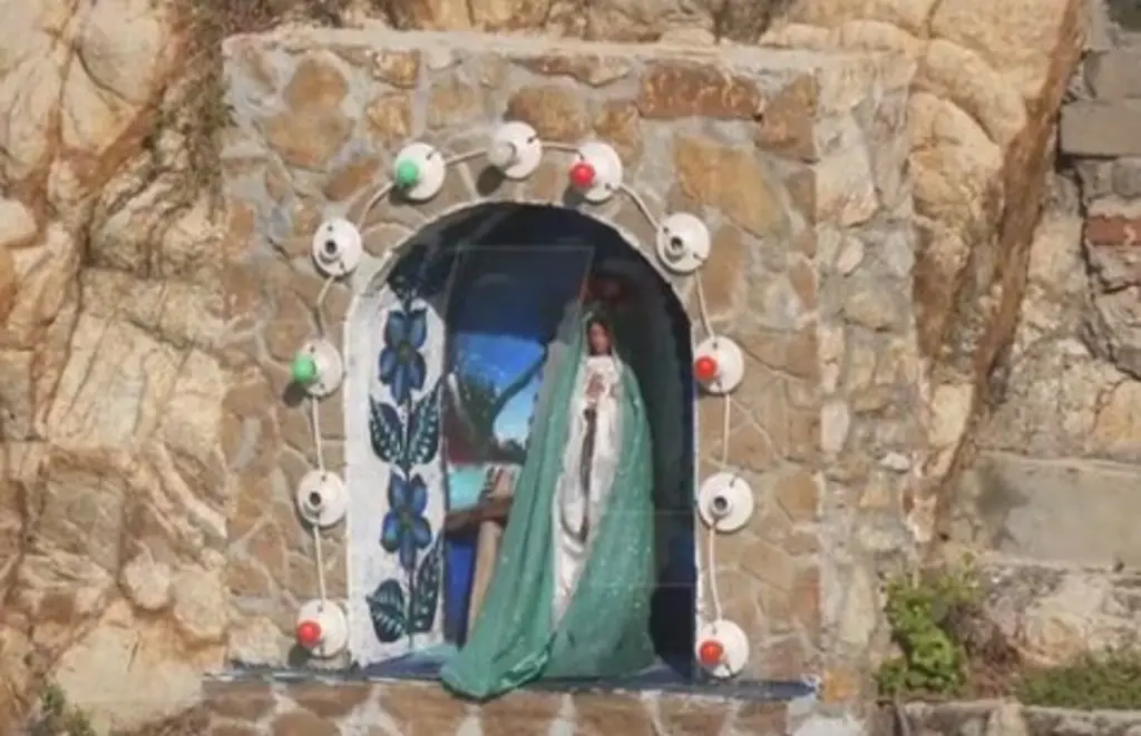Imagen Intacta, Virgen de la Quebrada de Acapulco tras impacto de “Otis” (+Video)