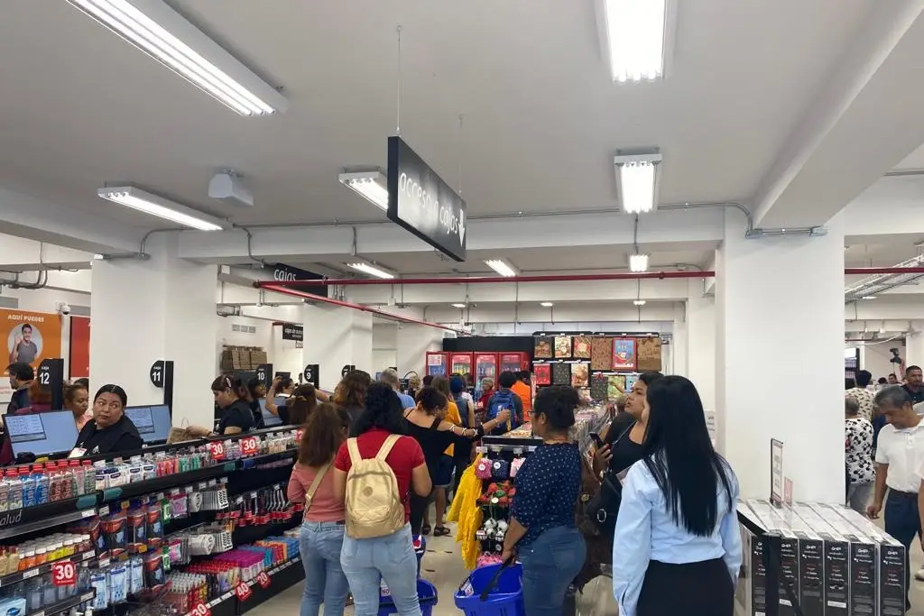 Así fue la inauguración de la Tienda del Sol en Veracruz (+Vídeo) - xeu
