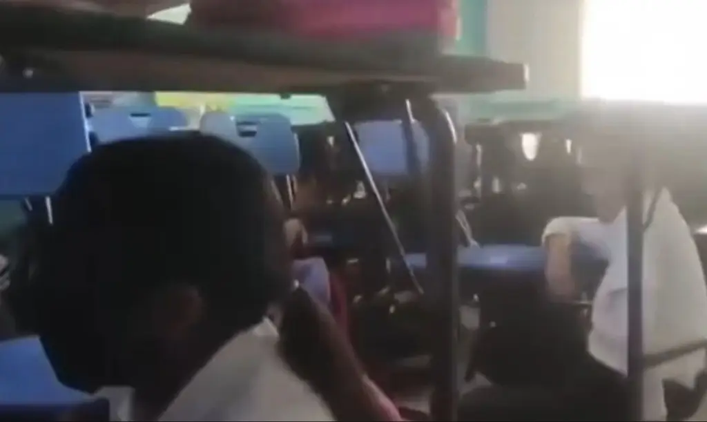 Imagen Los ponen a cantar ‘Mi Bello Ángel’ en el salón durante Balacera (+Video)