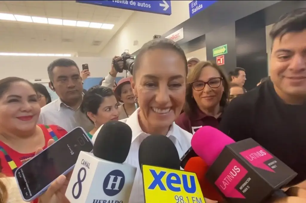 Imagen Claudia Sheinbaum llega a Veracruz para iniciar precampaña