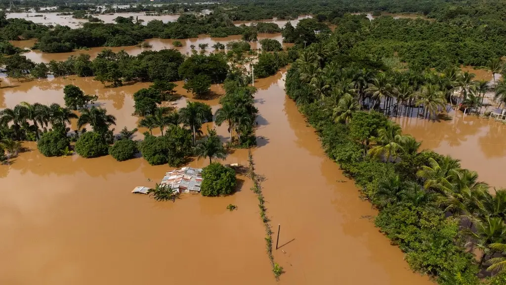 Imagen Suman 24 muertos por intensas lluvias en República Dominicana; decretan 3 días de luto