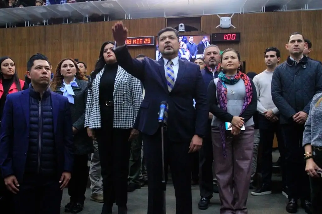 Imagen Debemos regresar la gobernabilidad a Nuevo León; no habrá cacería de brujas: Luis Enrique Orozco