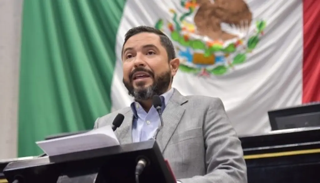 Imagen Diputado exhorta a bajar tarifas eléctricas para Veracruz 