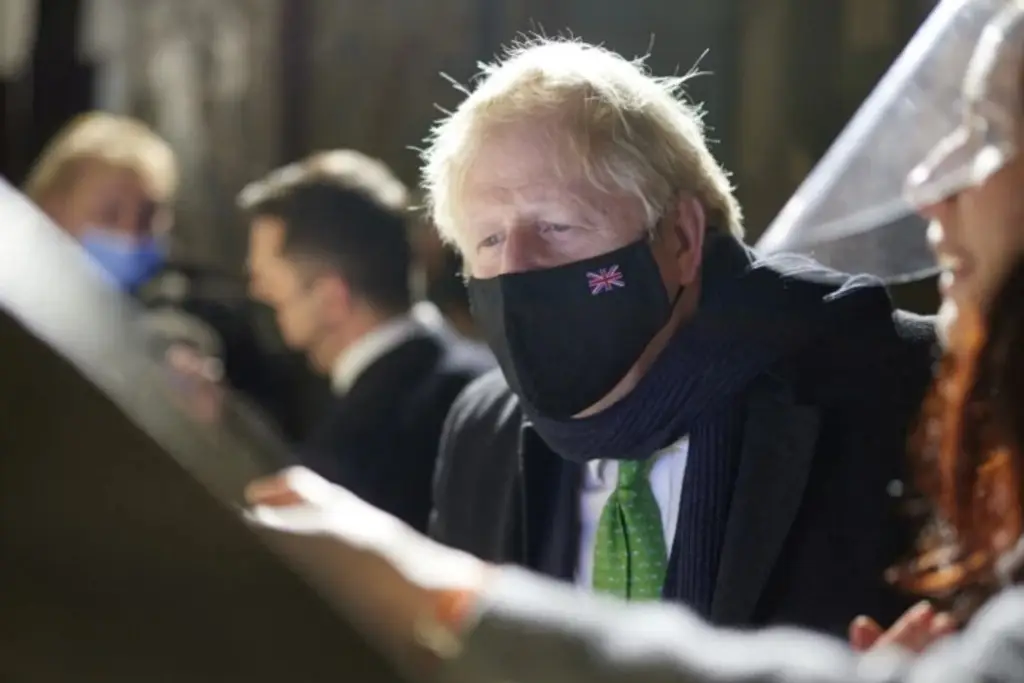 Imagen Boris Johnson reconoce que su gobierno subestimó riesgo del COVID